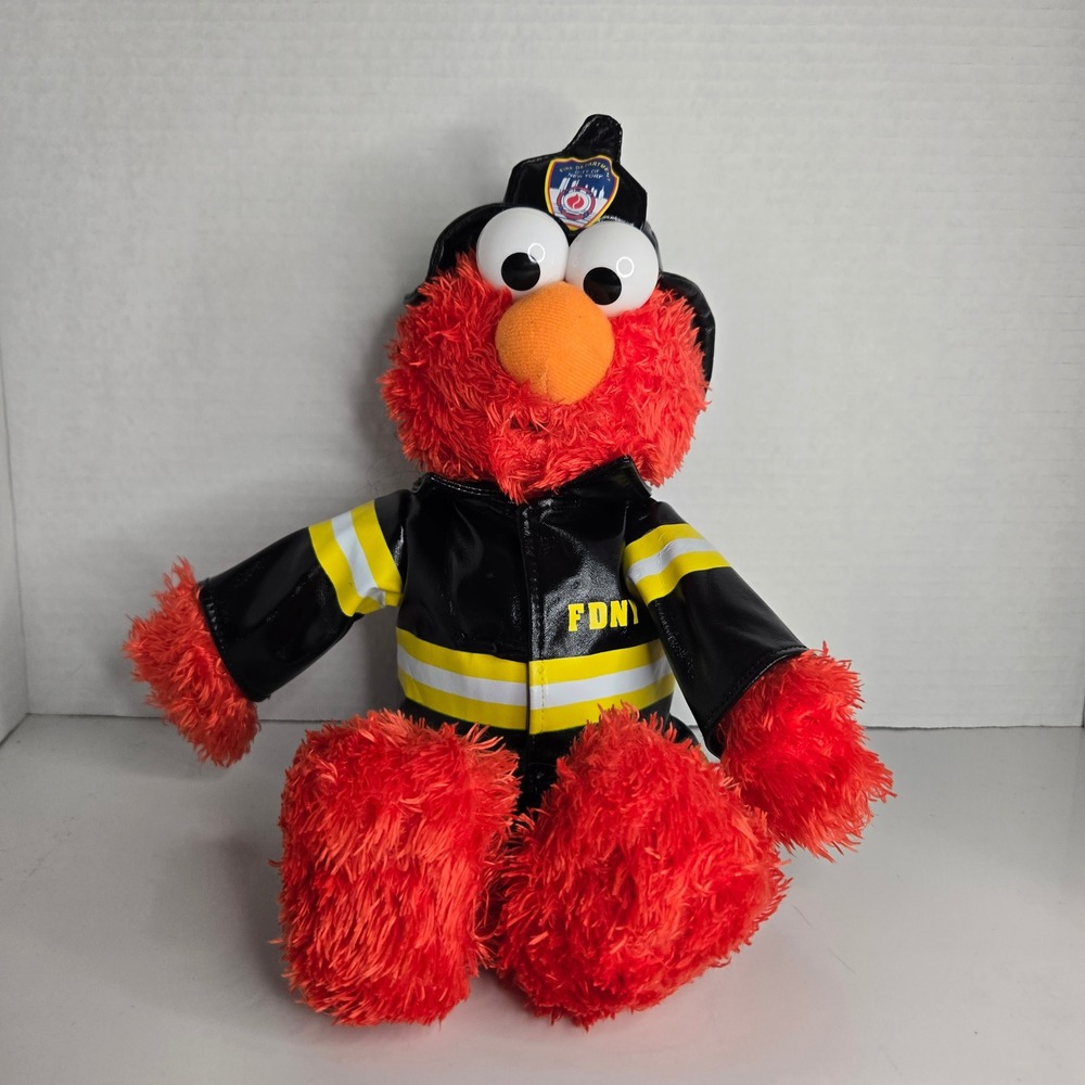 FDNY Fire Fighter Elmo Sesame Street Gund Rare Plush Stuffed Animal 2009